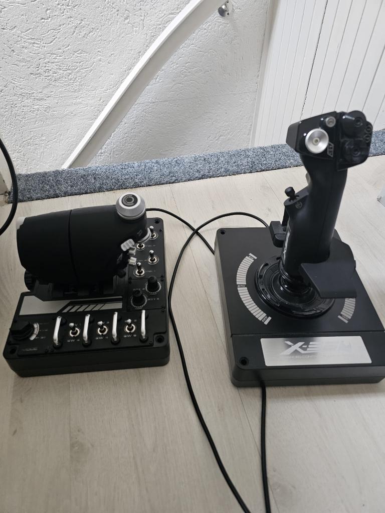 Logitech X-56 HOTAS, Ophalen of Verzenden, Zo goed als nieuw, Logitech