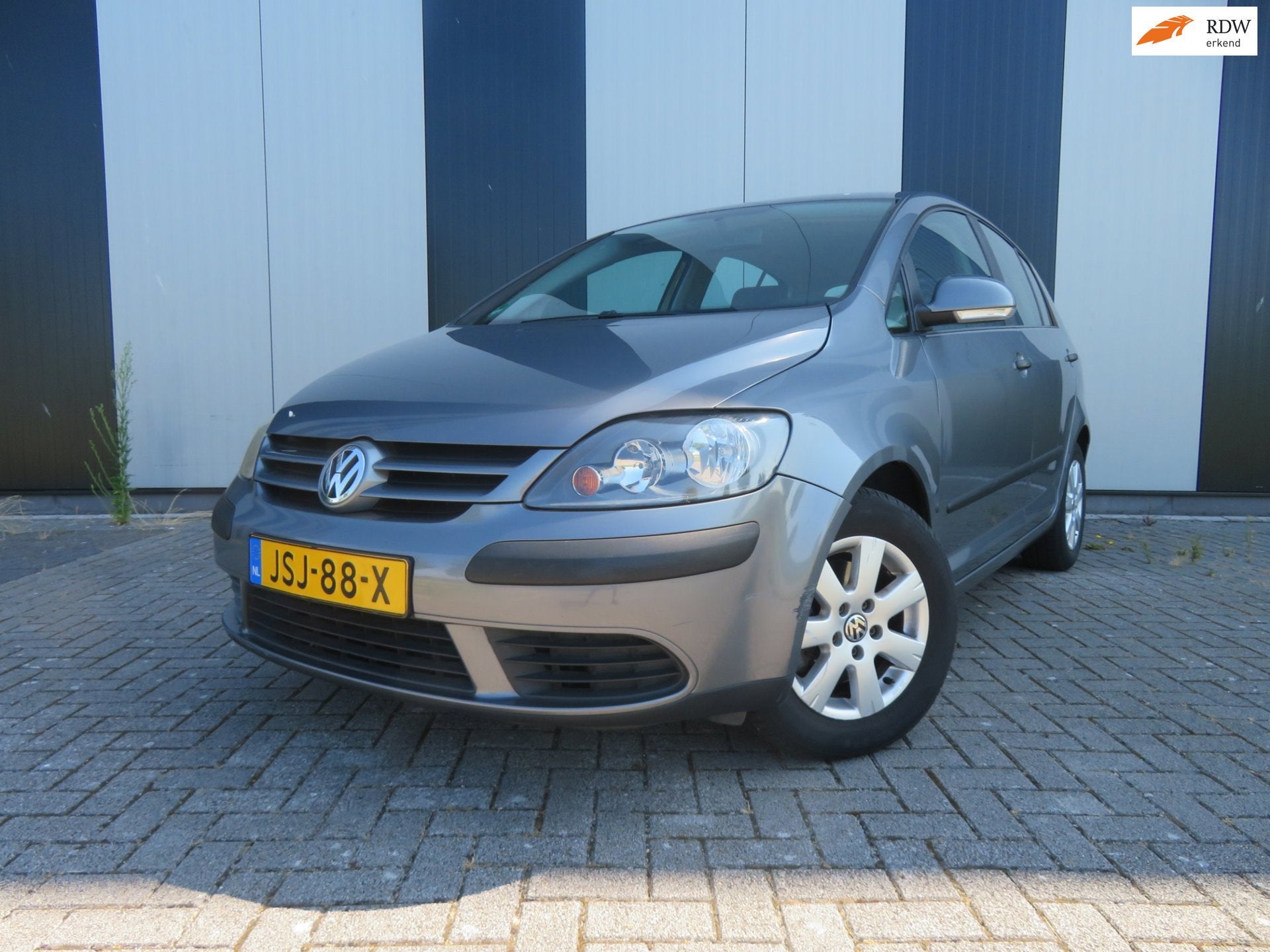 Volkswagen GOLF 1.6 FSI Turijn, Stof, Gebruikt, Zwart, 4 cilinders