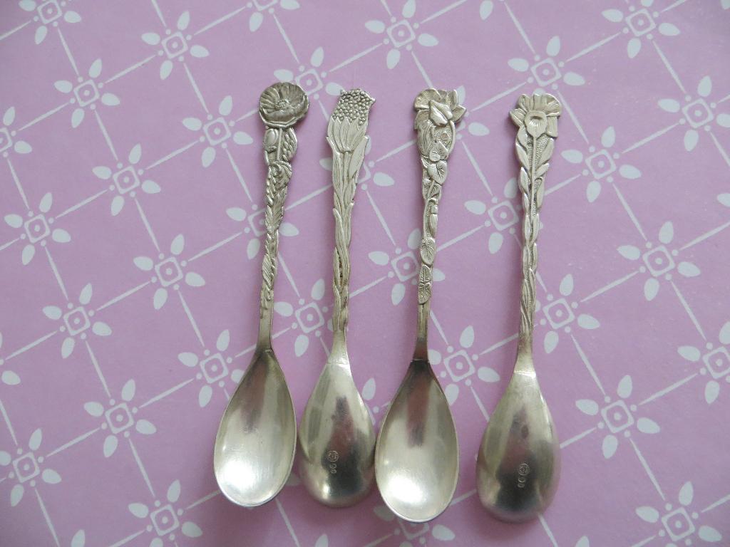 lepels/thee lepels/Vintage/bloemen/Brocante/set/hyacint/Iris, Ophalen of Verzenden