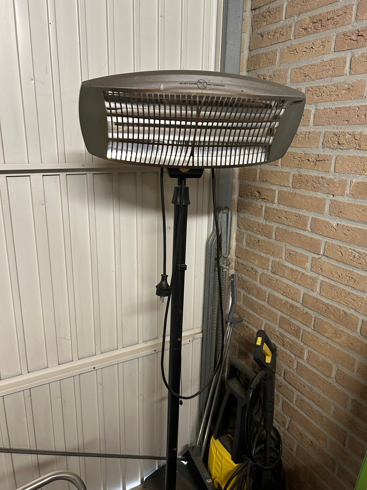 Terrasverwarmer op standaard - Elektrisch, Ophalen, Gebruikt, Elektrisch, Vloer