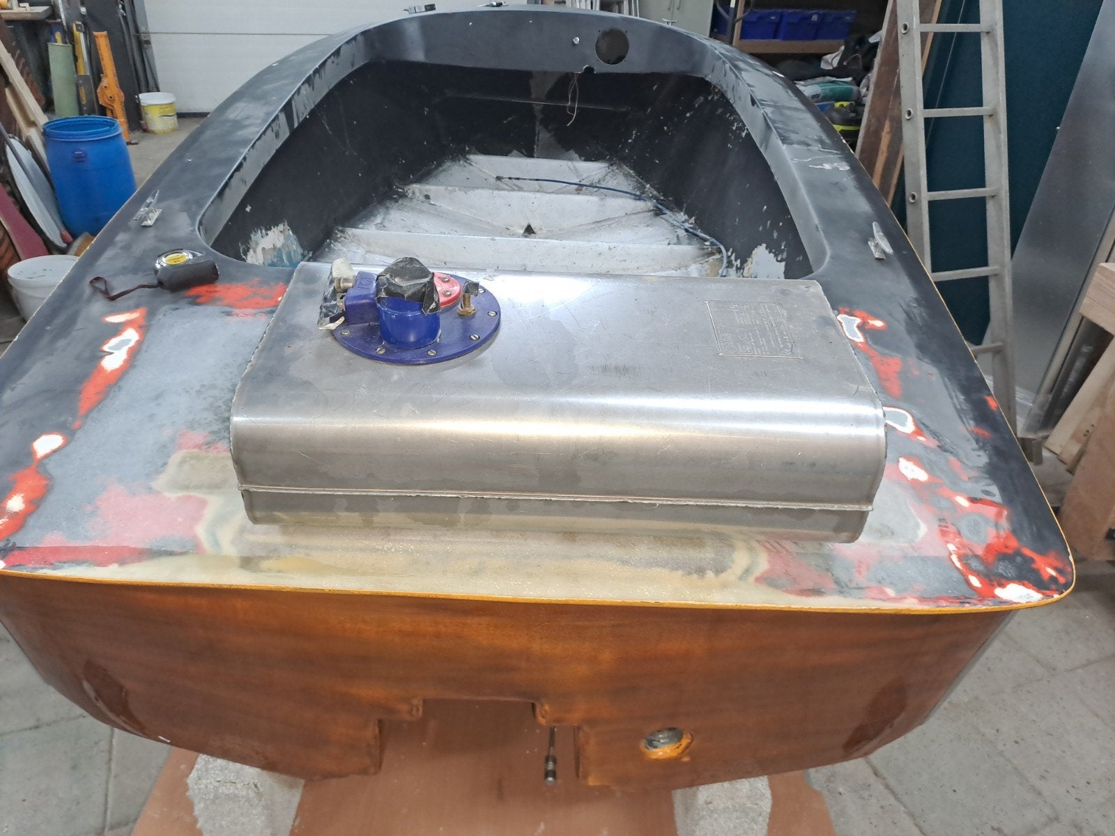gezocht rvs brandstof tank, Ophalen, Zo goed als nieuw, Motor en Techniek, Motorboot