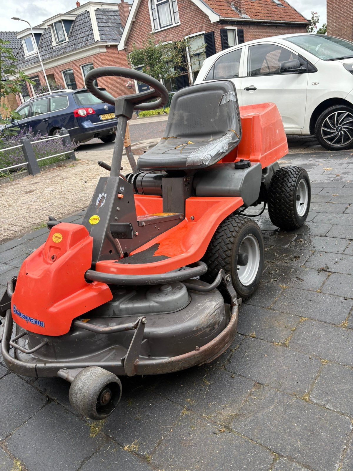 Husqvarna rider 16 hydrostaat, Ophalen of Verzenden, Zo goed als nieuw, Mulchfunctie, 90 tot 120 cm
