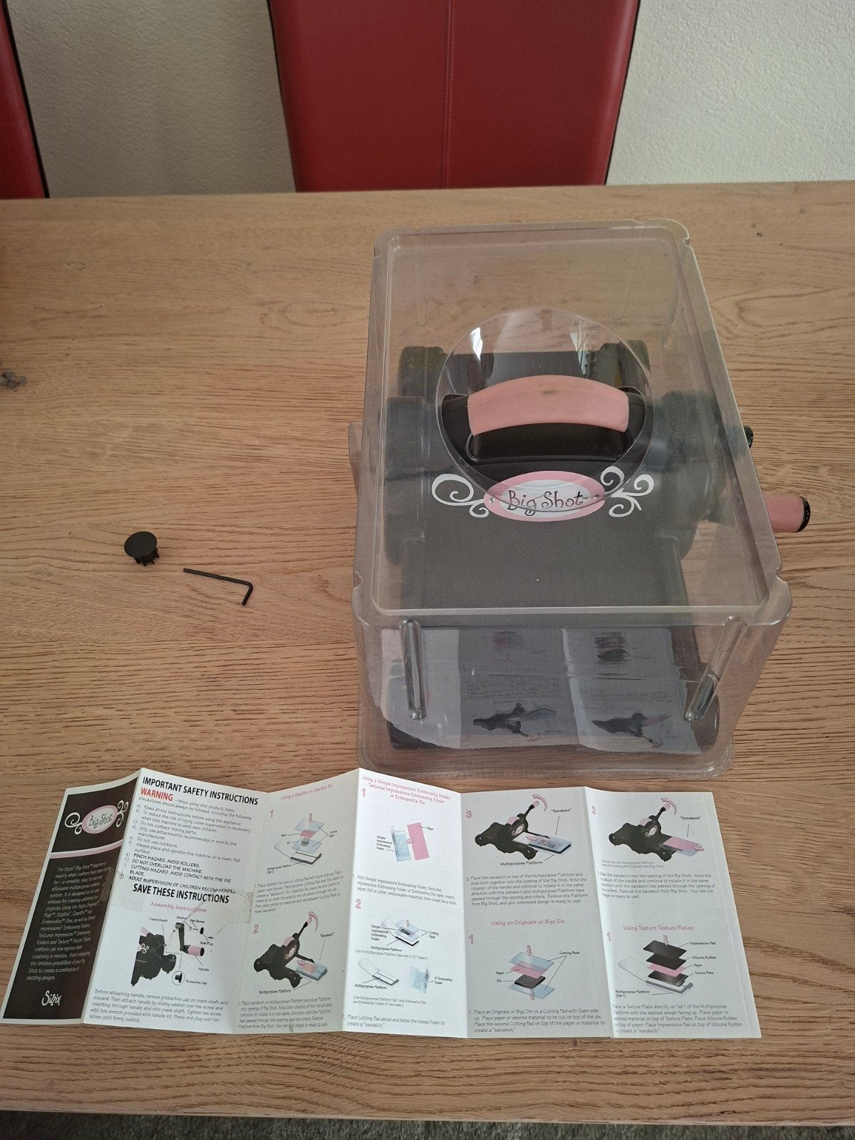 Sizzix Big Shot Stans- en Embossingmachine, Geschikt voor karton, Overige thema's, Zo goed als nieuw, Kunststof
