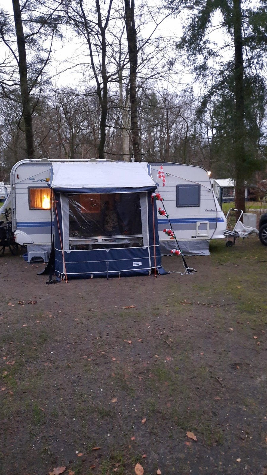 te koop Hobby Excellent Easy caravan incl. voortent en luife, Rondzit, Hobby, Uitbouw voortent, Particulier