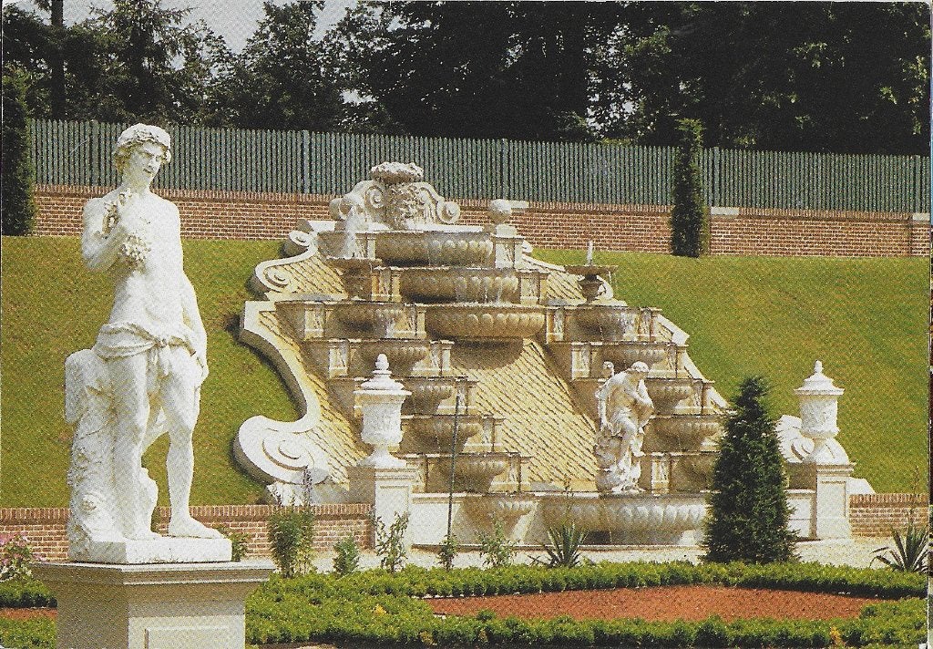Q647 ansichtkaart apeldoorn bacchus en de narcissus cascade, Ophalen of Verzenden, 1980 tot heden, Gelopen, Gelderland