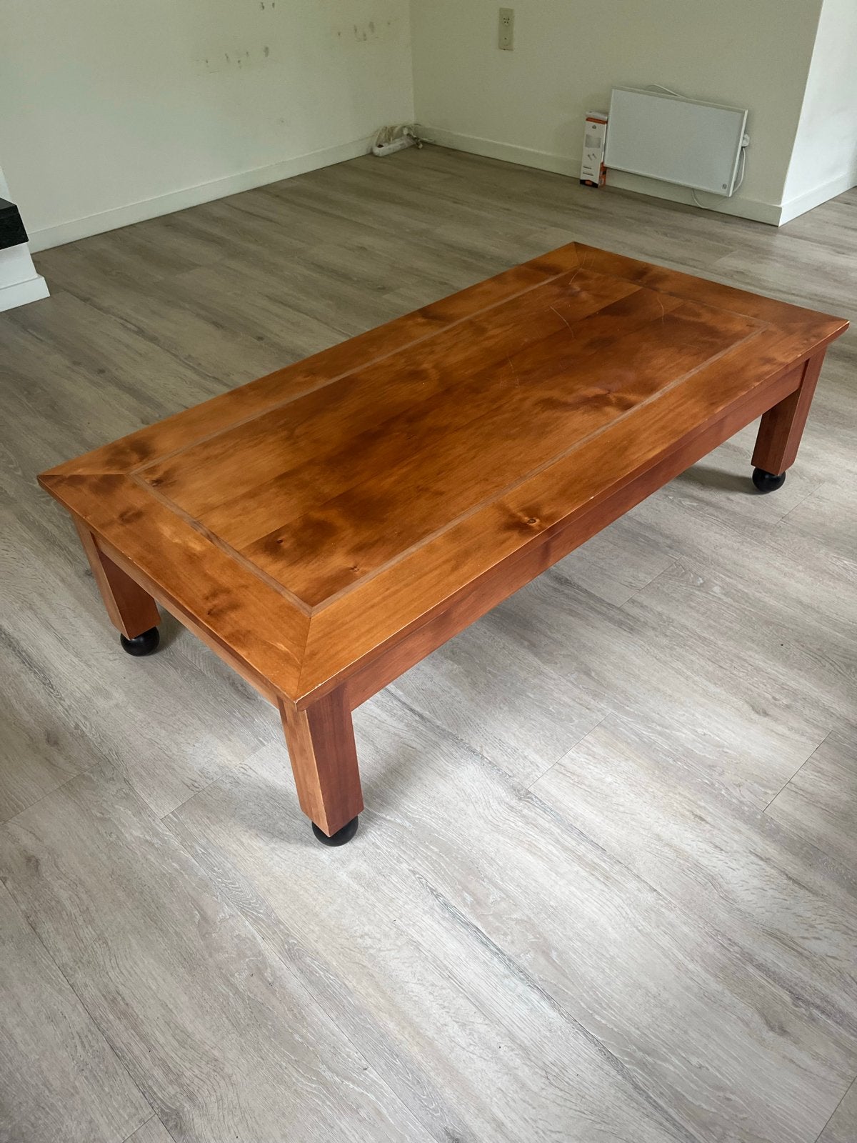 Houten salontafel - Gebruikt, Huis en Inrichting, Tafels | Salontafels, Ophalen, Gebruikt, 100 tot 150 cm, 50 tot 100 cm