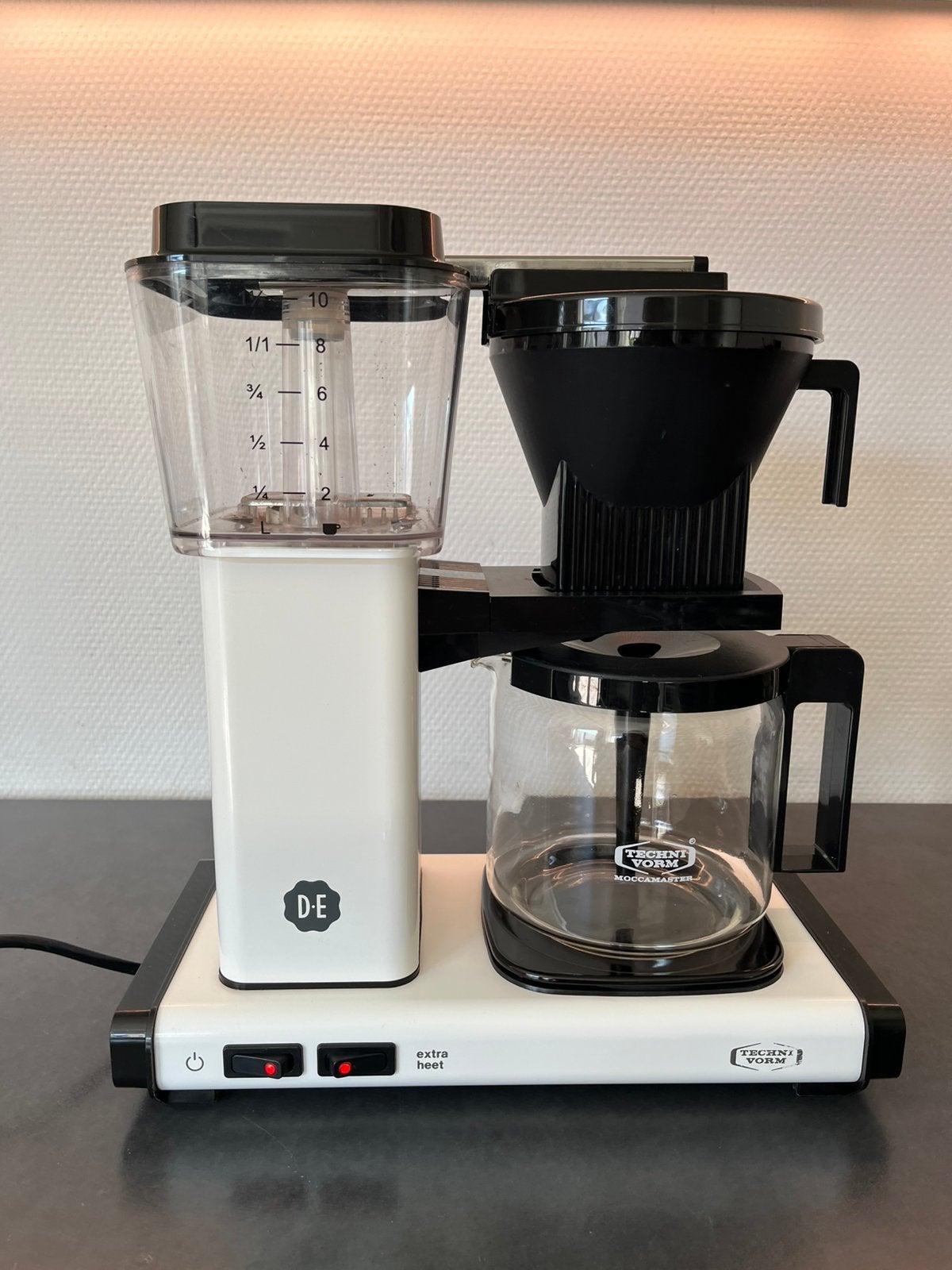 Douwe Egberts koffiezetapparaar -Wit, Ophalen of Verzenden, Gebruikt, Douwe Egberts