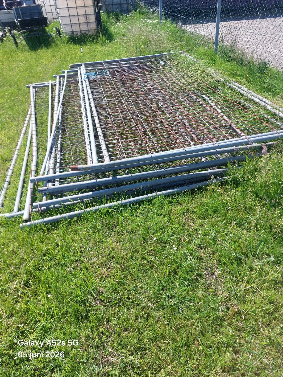 Bouwhekken (opknappers), Ophalen, Gebruikt, IJzer
