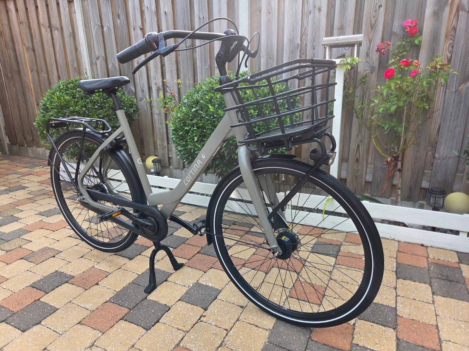 Cortina Common Damesfiets 57cm, Fietsen en Brommers, Versnellingen, 56 cm of meer, Zo goed als nieuw, Ophalen