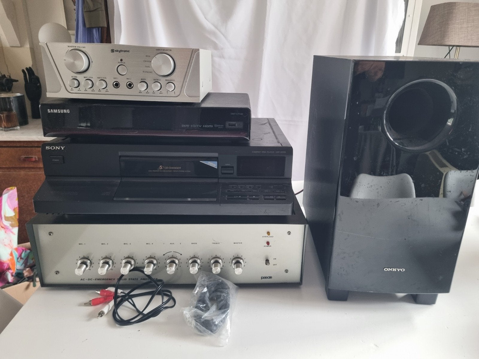 Diverse audioapparatuur: versterkers, CD-speler, subwoofer, Audio, Tv en Foto, Ophalen, Gebruikt, Losse componenten, Sony