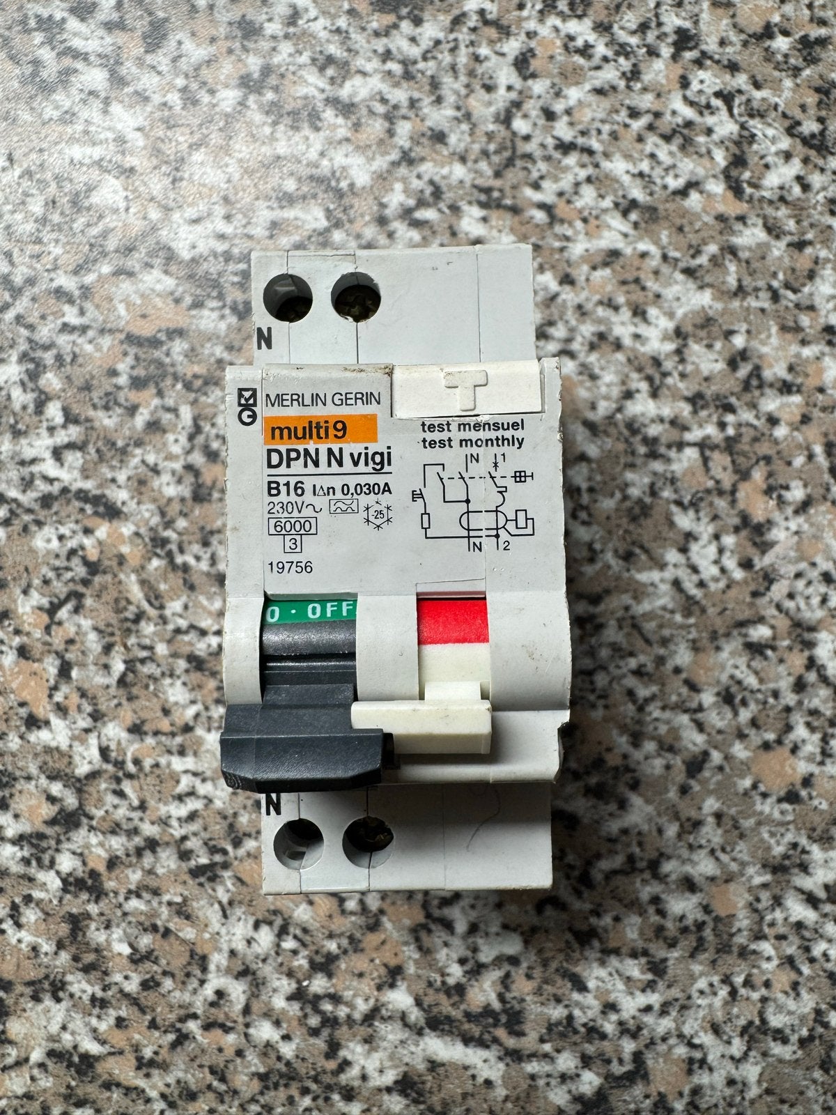 Merlin Gerin Multi 9 DPN N B16 Aardlekautomaat, Ophalen of Verzenden, Gebruikt, Overige typen