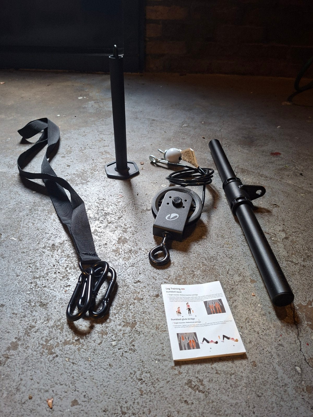 Katrolsysteem met trekstang en schijfhouder, Sport en Fitness, Ophalen, Nieuw, Armen, Oprekstang