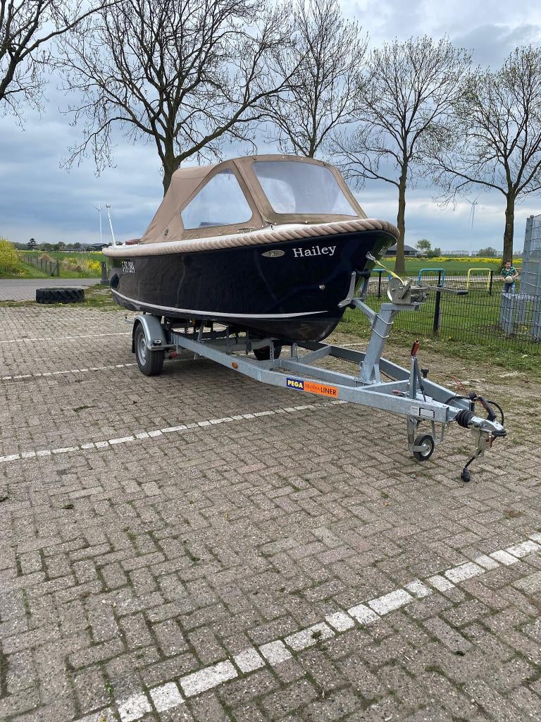 Maxima 550 Sloep 2021 Honda 50pk Trailer Compleet, Watersport en Boten, Ophalen, Zo goed als nieuw, 30 tot 50 pk, Snelvarend