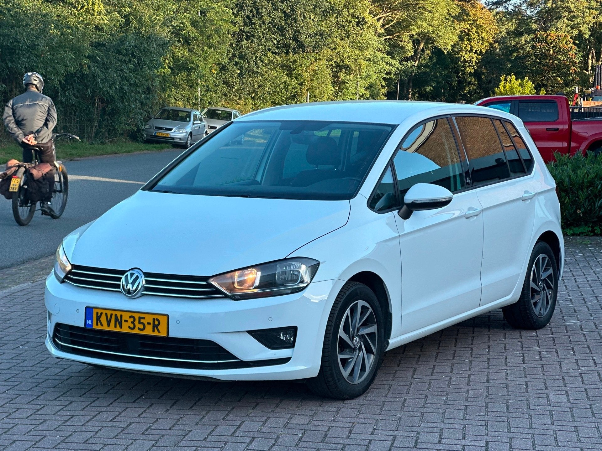 Volkswagen GOLF SPORTSVAN 1.4 TSI Highline, 125 pk, Gebruikt, Euro 6, 4 cilinders
