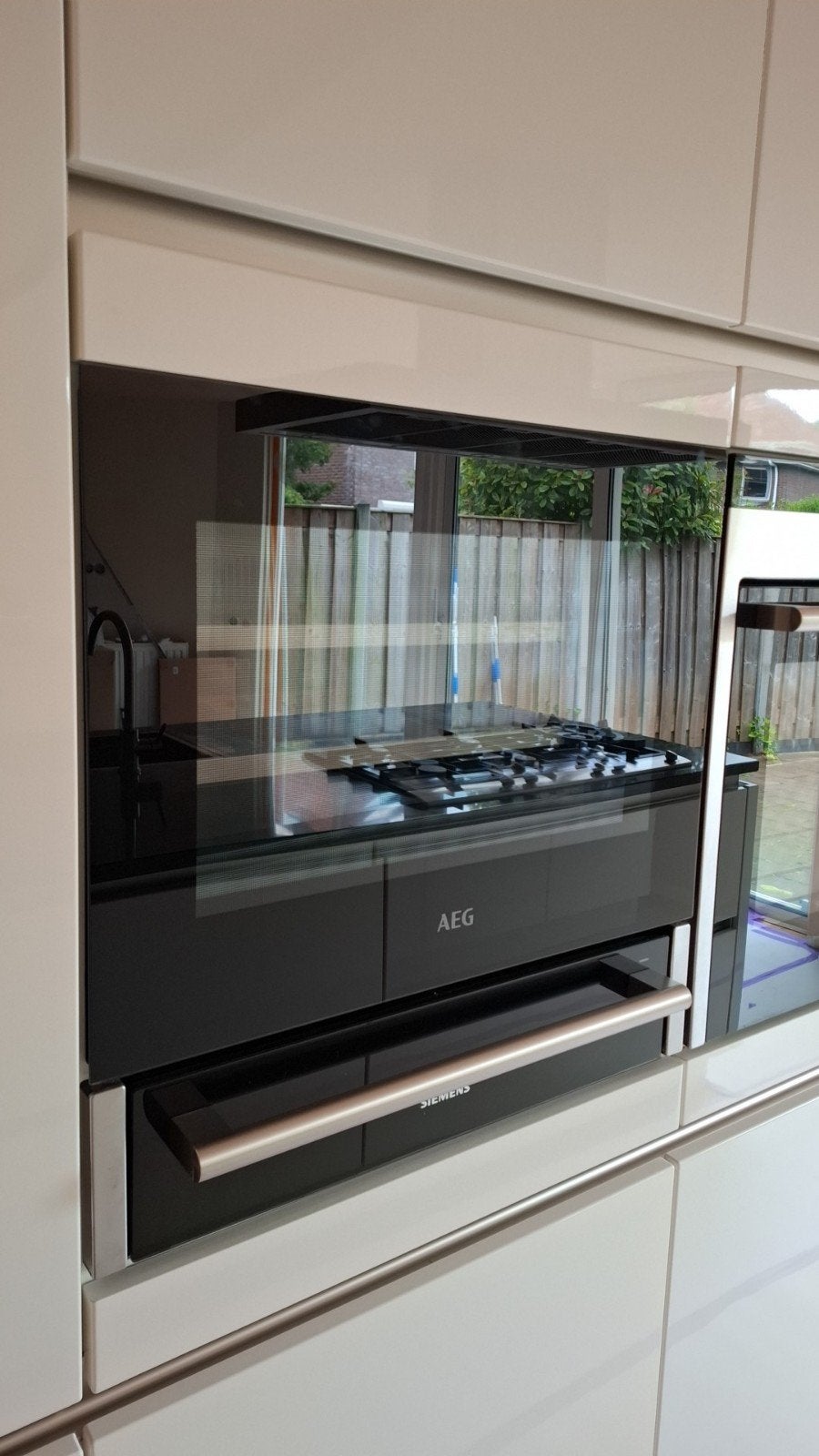 AEG inbouw wijnkoeler/klimaatkast KWK884520B, Ophalen, Zonder vriesvak, Energieklasse A of zuiniger, Minder dan 45 cm