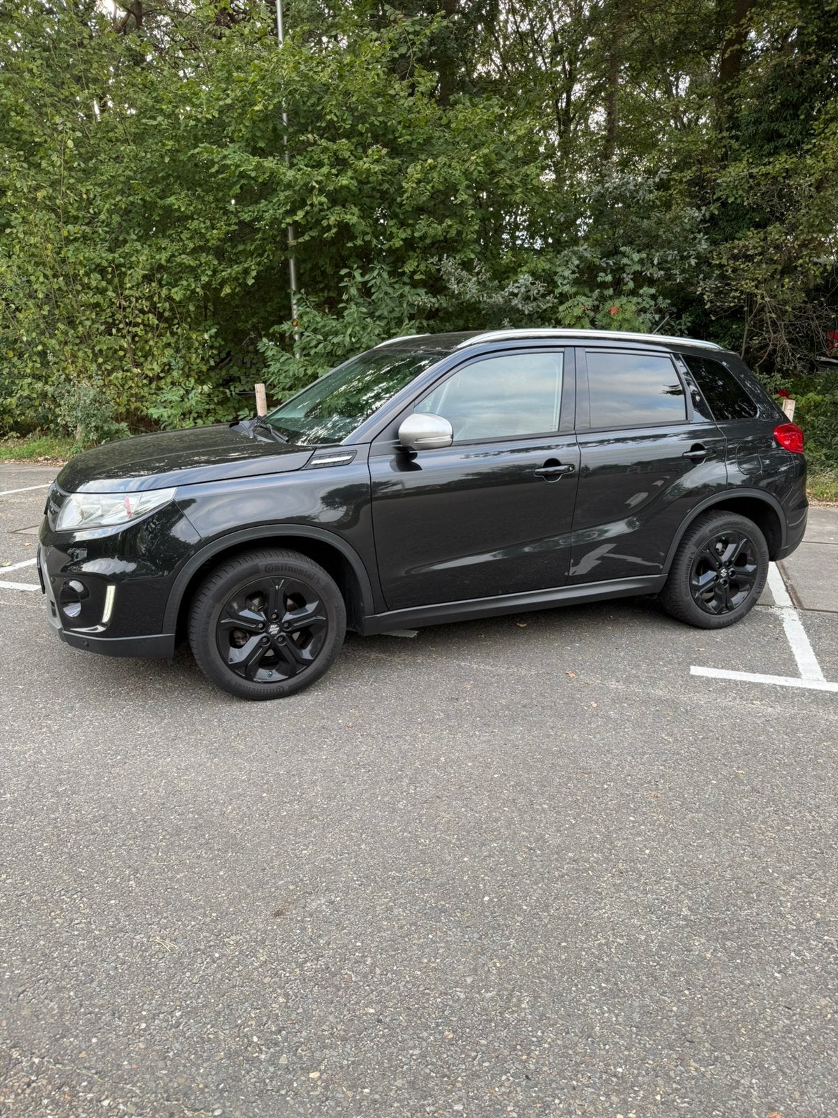 Suzuki Vitara 1.4 2016 Zwart, Auto's, Voorwielaandrijving, Dealer onderhouden, Zwart, 400 kg
