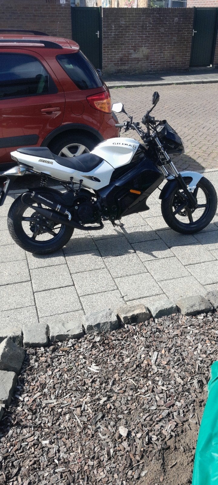 Gilera DNA Parelmoer Wit - DR72cc Evo - Technigas Uitlaat, Ophalen, Tweetakt, Gebruikt, Gilera