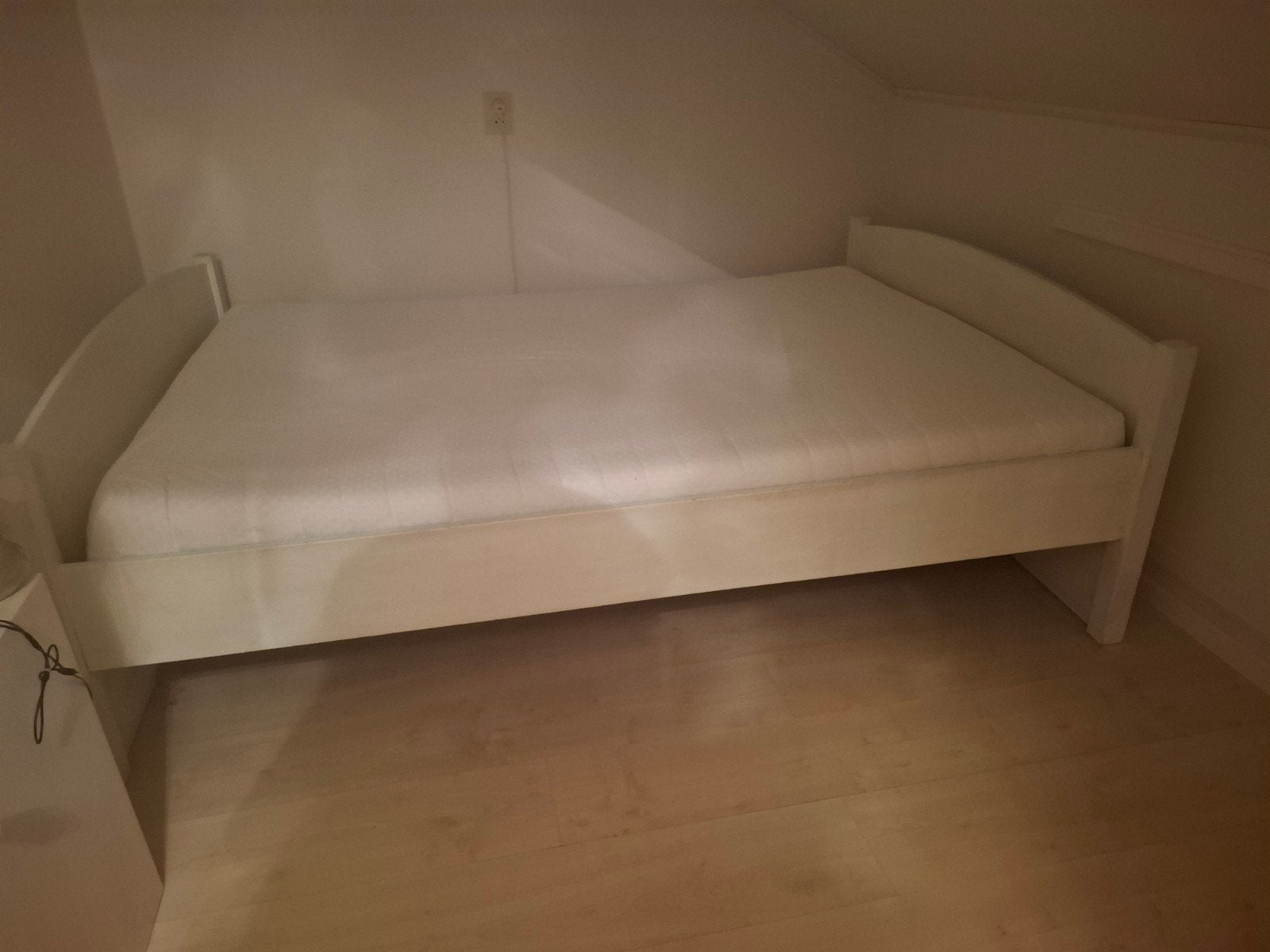 ledikant wat zo in elkaar te klikken is., Ophalen, Eenpersoons, Wit, VT Wonen bed