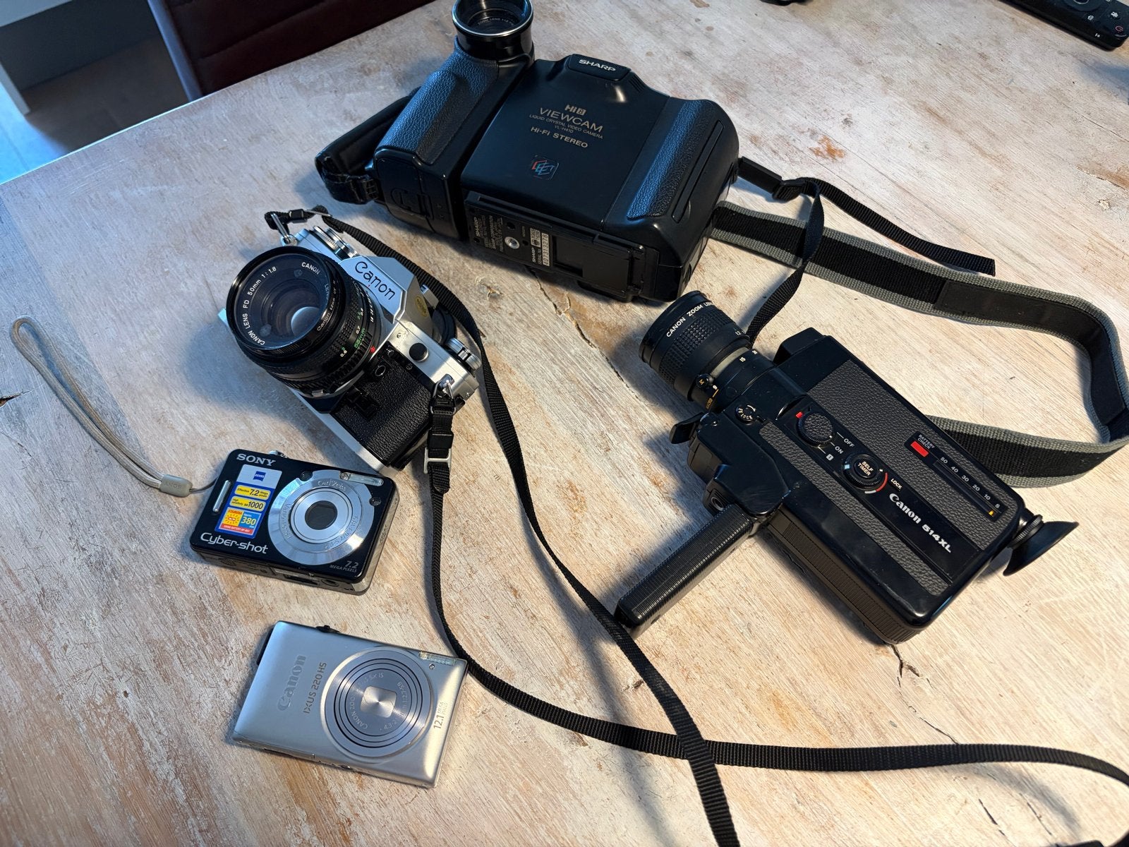 Diverse camera's en videocamera's - Vintage collectie, Ophalen of Verzenden, Gebruikt, Spiegelreflex, Canon