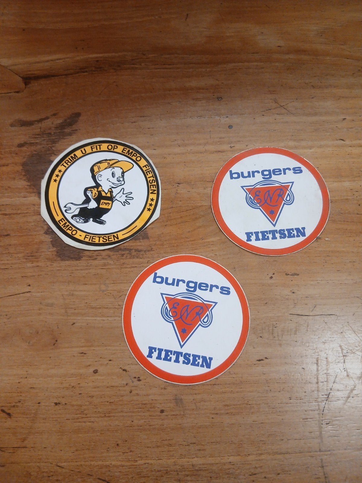 Vintage Empo en Burgers Fietsen stickers - 9 cm diameter, Ophalen of Verzenden, Gebruikt, Merk