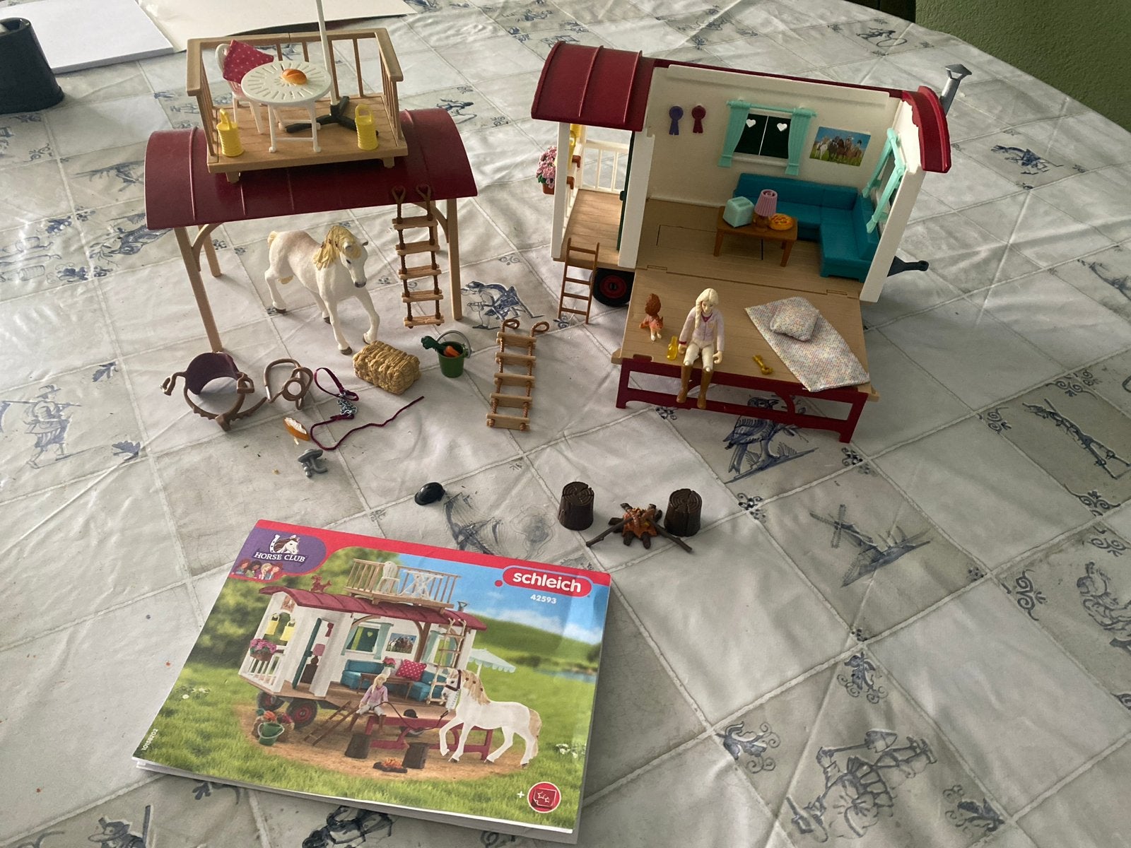 Schleich Horse Club Caravan met paard en accessoires, Kinderen en Baby's, Speelgoed | Overig, Ophalen of Verzenden, Zo goed als nieuw