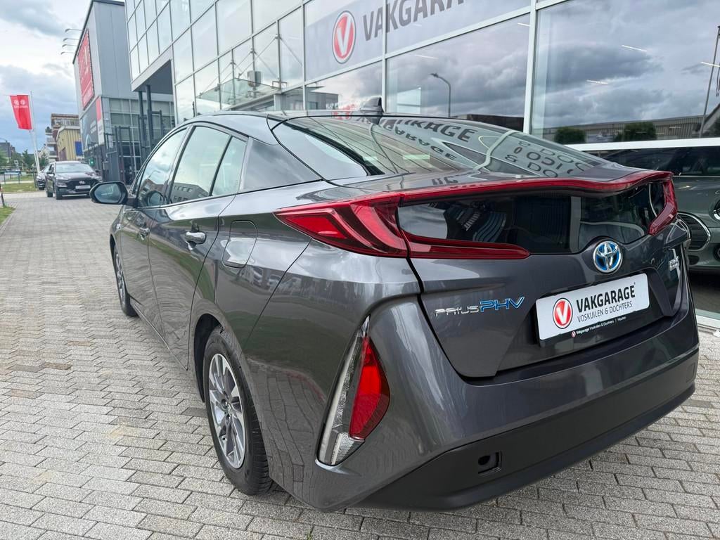 Toyota Prius 1.8 Plug-in Dynamic Solardak MY22, Auto's, Toyota, 77 km/l, Gebruikt, 4 cilinders, 1505 kg