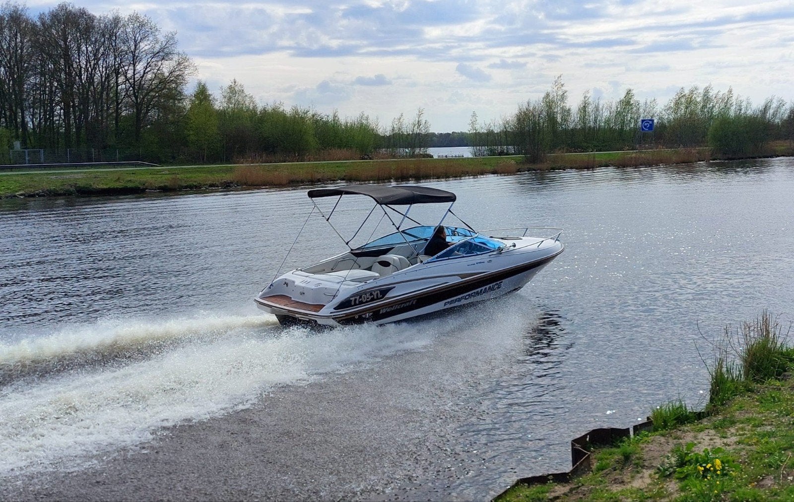 Mooie Wellcraft Eclipse 2150 Cuddy Mercruiser V6 en Trailer, Watersport en Boten, Ophalen, Gebruikt, Binnenboordmotor, 200 pk of meer