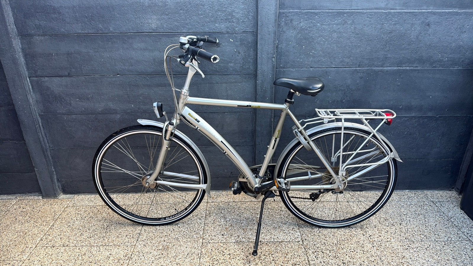 Zeer nette Batavus Herenfiets 28 inch.21 versnellingen, Fietsen en Brommers, Ophalen, Versnellingen, Batavus, Zo goed als nieuw