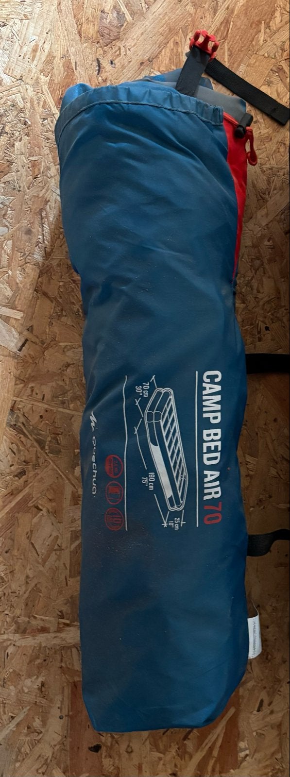 Quechua Camp Bed Air 70 - Comfortabel luchtbed, Ophalen of Verzenden, Zo goed als nieuw, 1-persoons