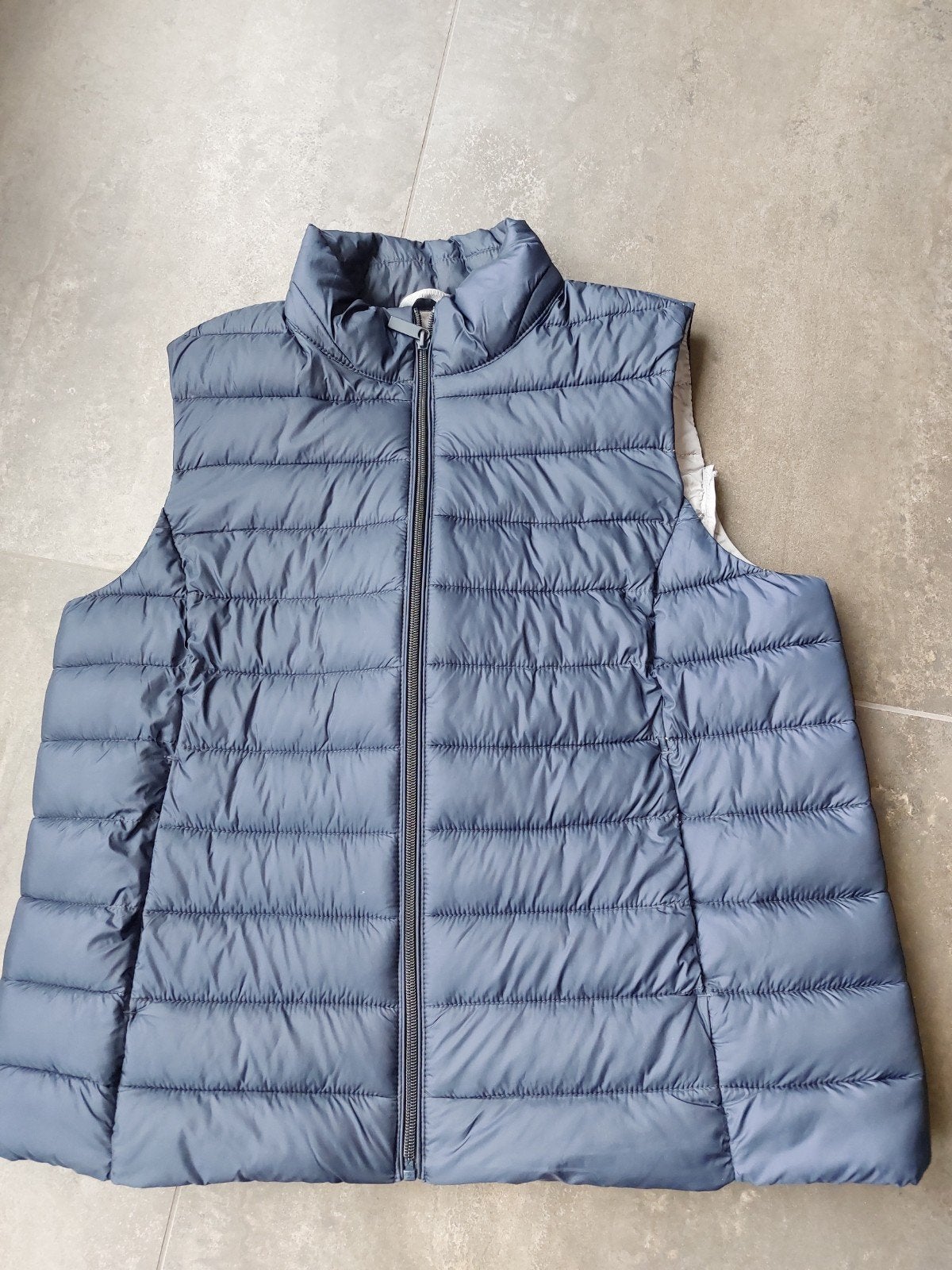 Donkerblauwe bodywarmer van C&A, maat 44 (L), Kleding | Dames, Bodywarmers, Blauw, Maat 42/44 (L), Ophalen of Verzenden, Zo goed als nieuw