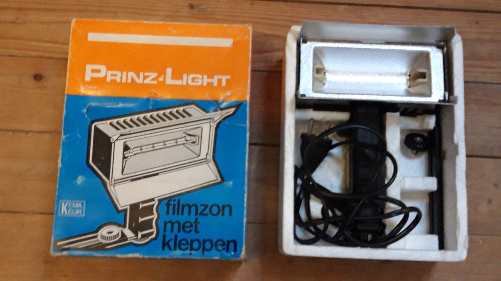 FILMZON  nu: € 3,50  (zonder lampje), Ophalen of Verzenden, 8mm