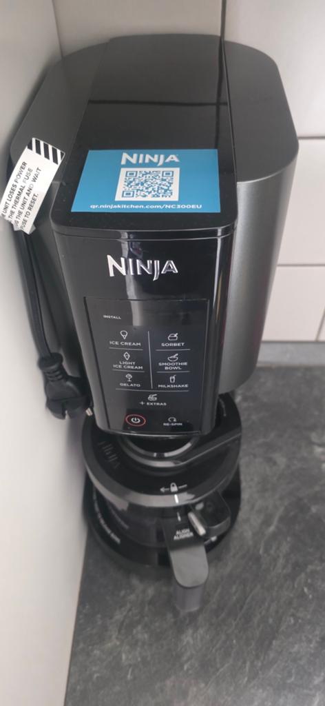Ninja Creami Ice cream & frozen dessert maker, Witgoed en Apparatuur, IJsmachines, Ophalen, Zo goed als nieuw