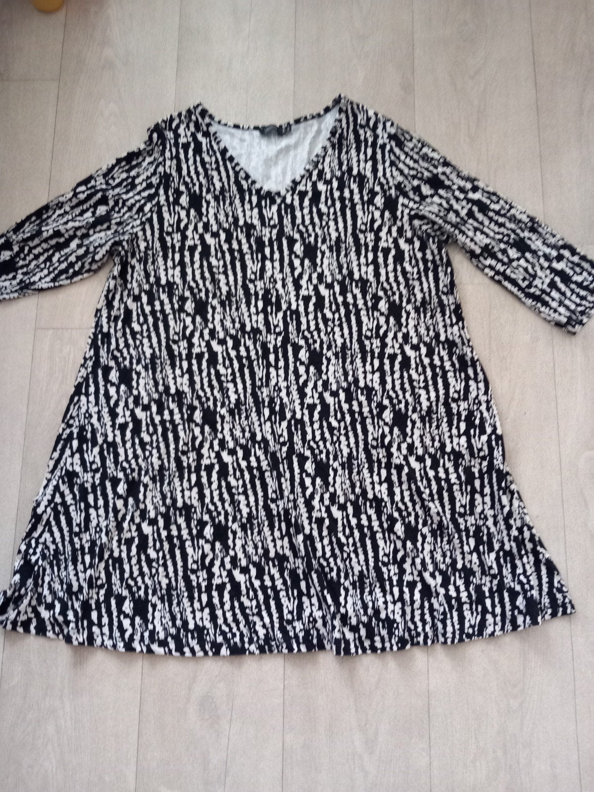 Yesta tuniek maat 0, Verzenden, Zwart, Maat 46/48 (XL) of groter, Yesta