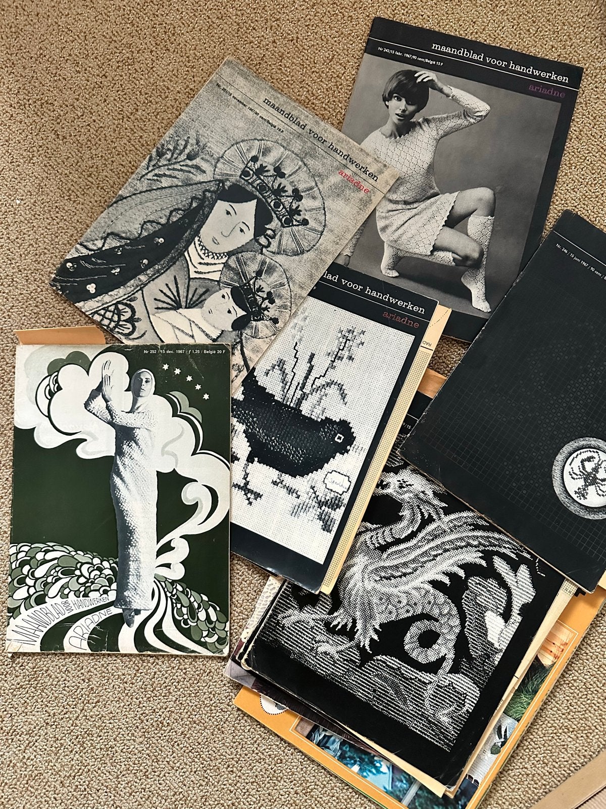 Vintage Ariadne Maandblad voor Handwerken (1967-1968), Ophalen of Verzenden, Gelezen, Overige typen