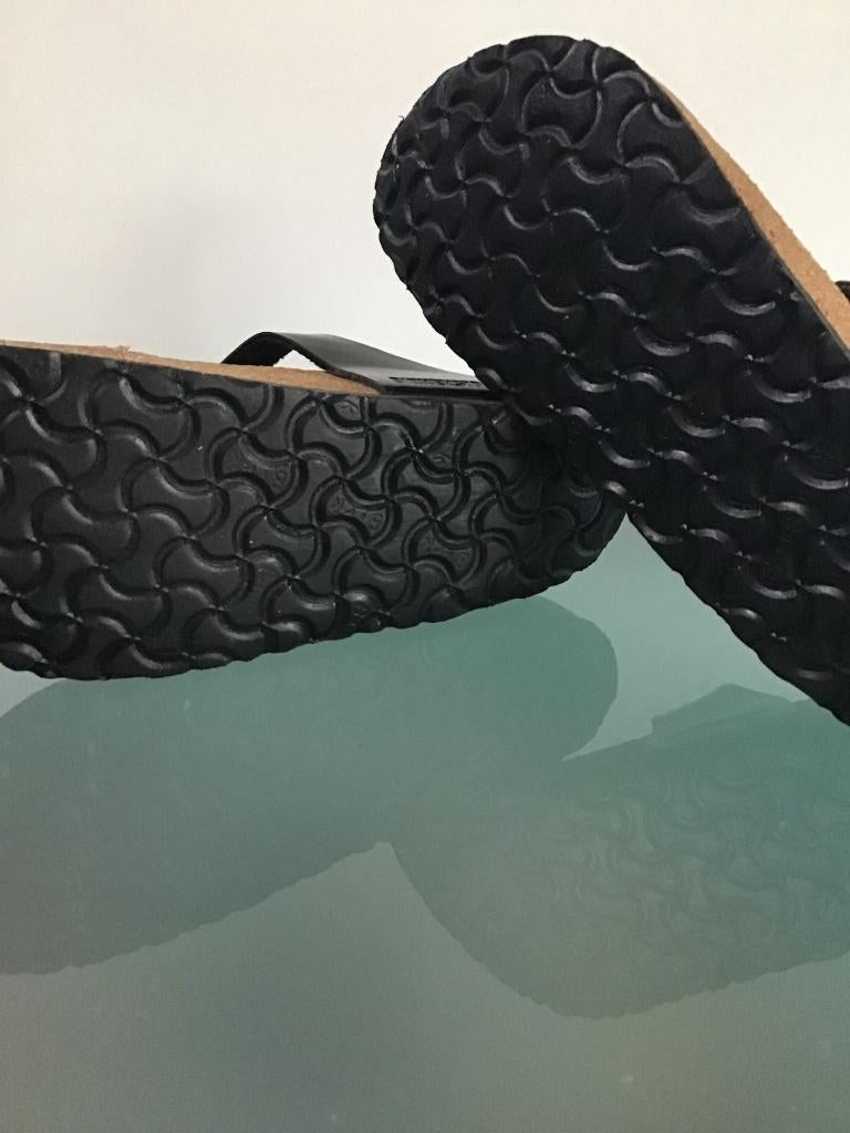 Birkenstock Gizeh zwart 38 | glossy shine | Gratis verzenden, Slippers, Verzenden, Zwart, Zo goed als nieuw