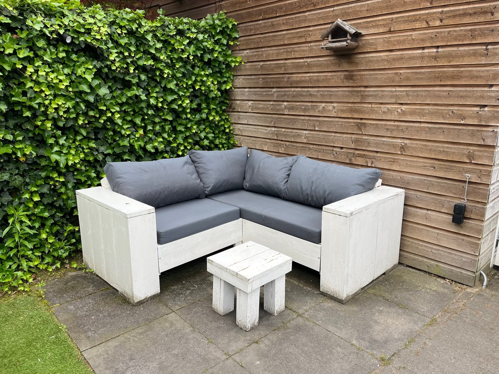 GRATIS OPHALEN Houten Loungeset met goede loungekussens, Ophalen, Gebruikt, 3 zitplaatsen, Bank