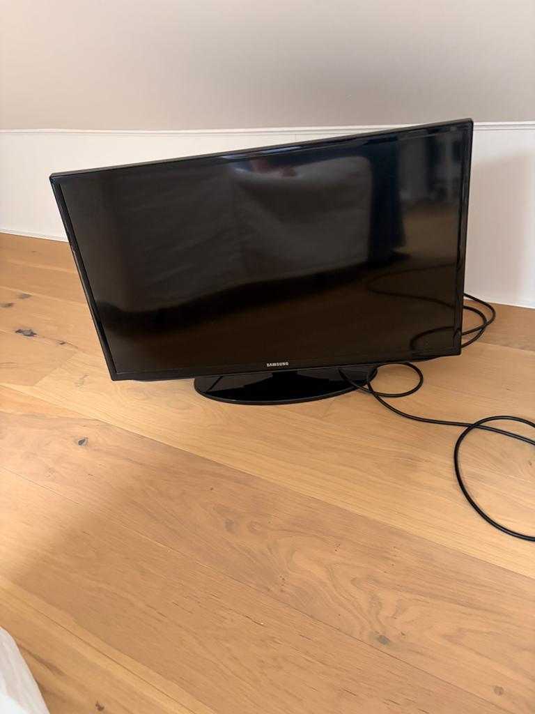 Samsung tv (diameter ca 84cm), Ophalen, Gebruikt, 50 Hz, 80 tot 100 cm