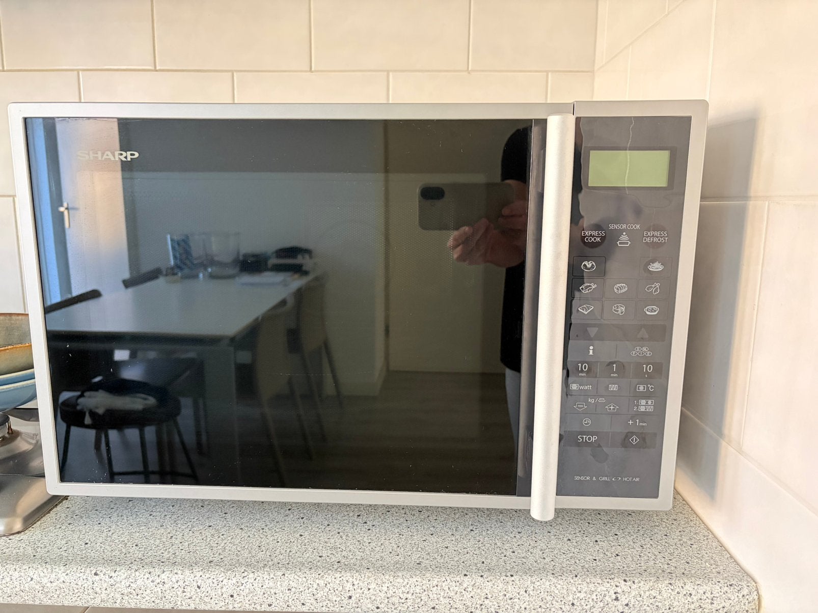 Combimagnetron Sharp R-961 - zo goed als nieuw!, Witgoed en Apparatuur, Ophalen, Combimagnetron, Zo goed als nieuw, Draaiplateau