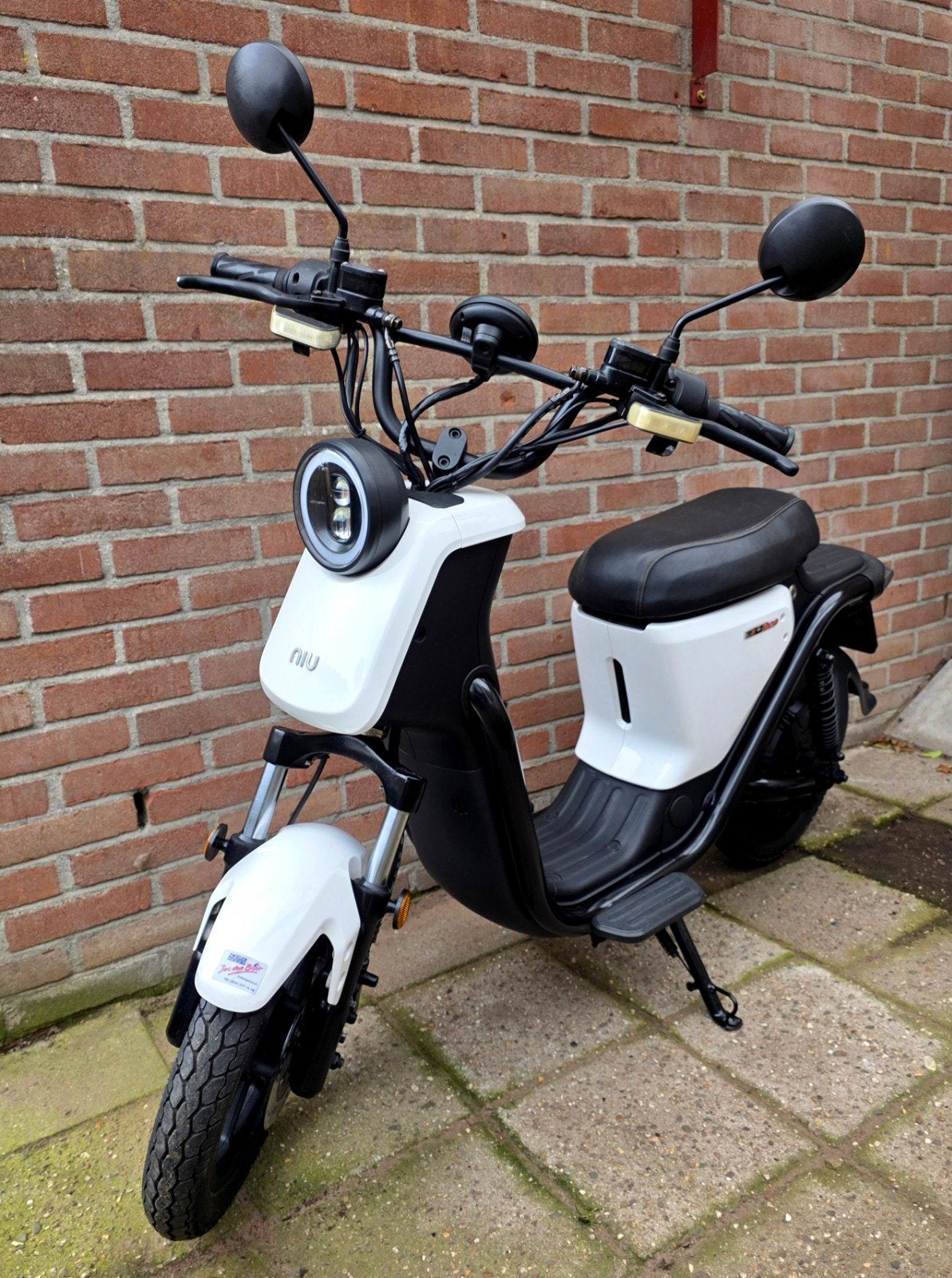 Elektrische Niu scooter met blauw kenteken, Ophalen, Gebruikt, Elektrisch, Overige merken