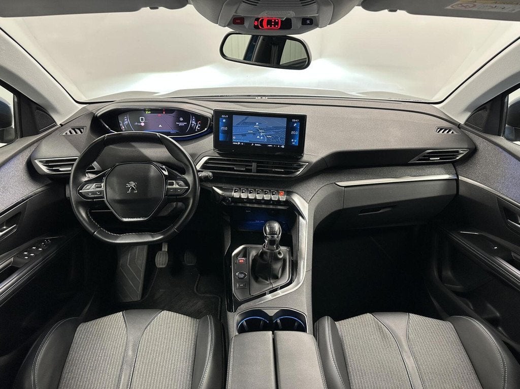 Peugeot 5008 1.2 PureTech Blue Lease Allure TREKHAAK CAMERA, Auto's, Voorwielaandrijving, Gebruikt, Euro 6, 1199 cc