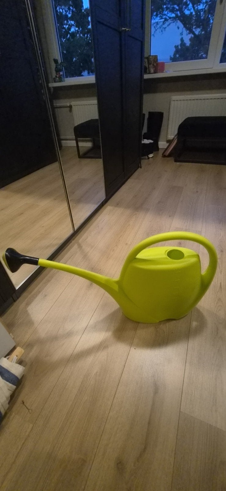 Groene gieter - Zo goed als nieuw, Tuin en Terras, Gieters, Ophalen, Zo goed als nieuw, Kunststof