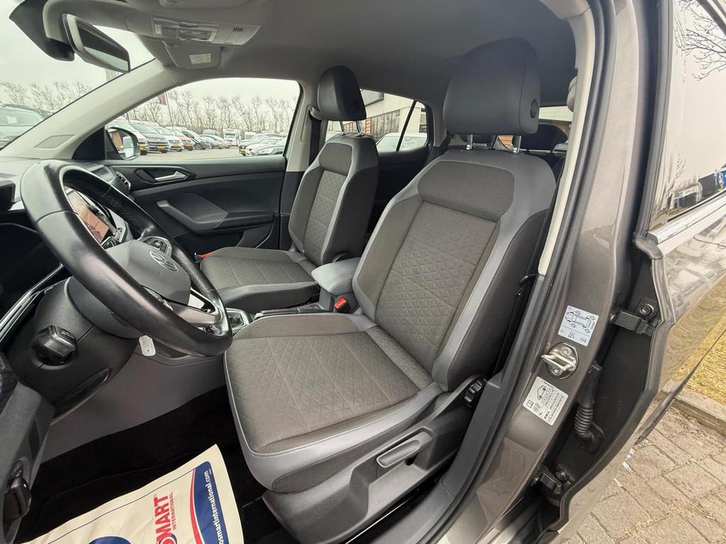 Volkswagen T-Cross 1.0 TSI Style Business R DSG DIGIDASH,CLI, Auto's, T-Cross, Gebruikt, Met garantie (alle), Leder en Stof