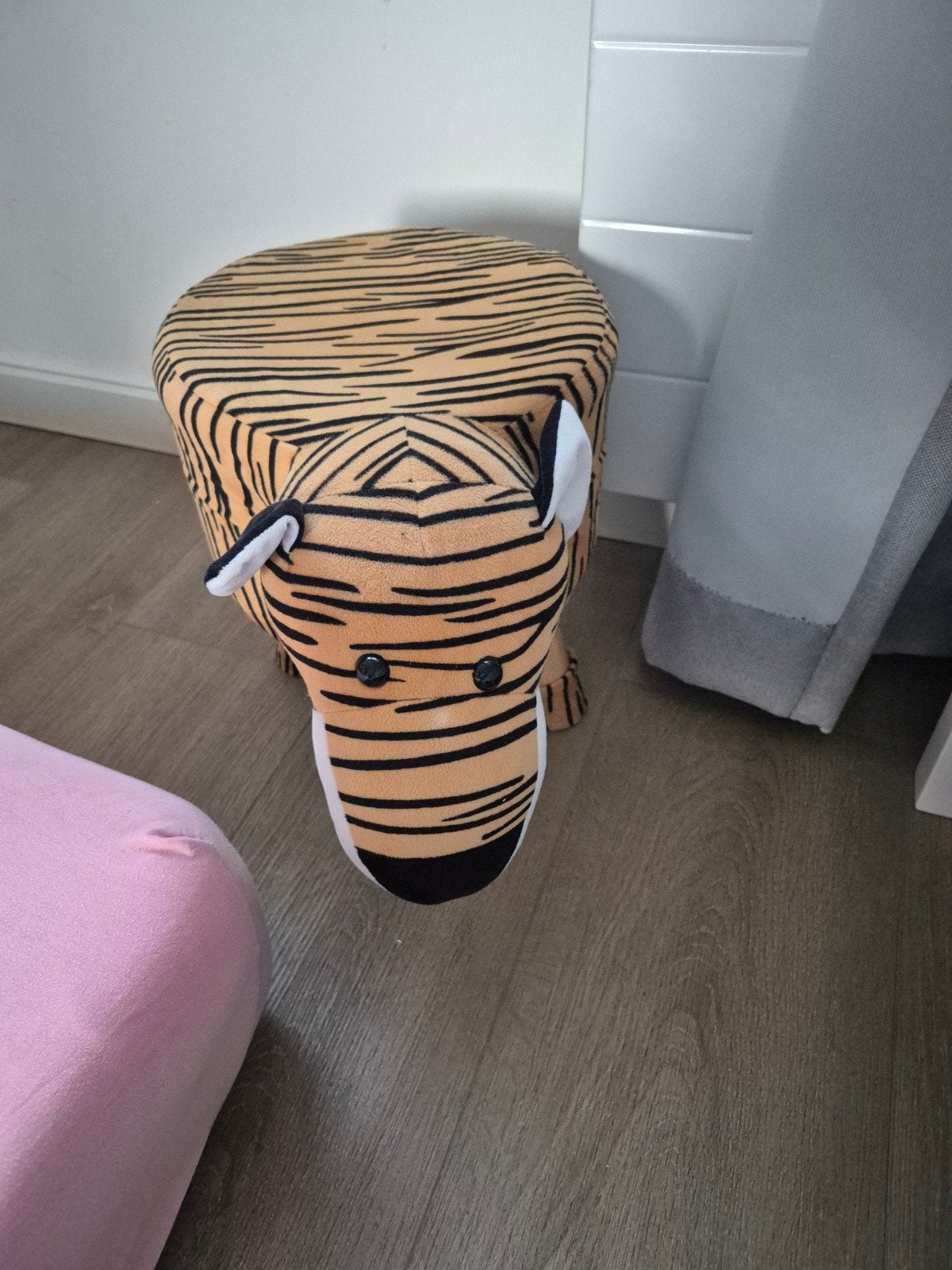 Leuke tijger krukje voor kinderkamer, Ophalen