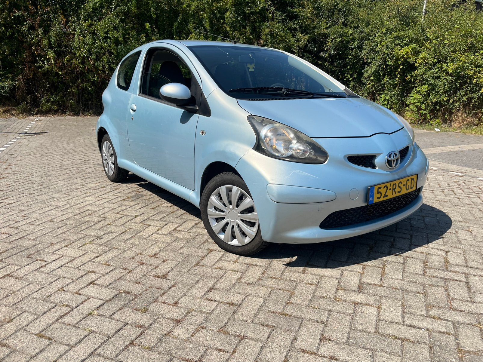 Toyota Aygo 1.0 12V Vvt-i 3DRS MMT 2005 Blauw, Voorwielaandrijving, Stof, 68 pk, Origineel Nederlands