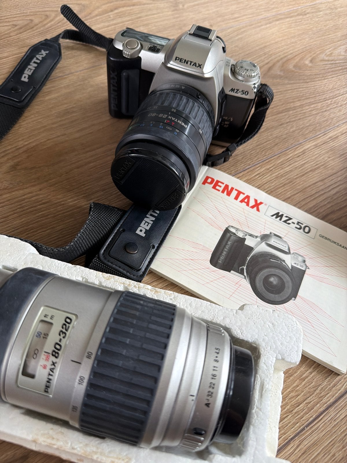 Pentax MZ 50 camera met 80-230 lens en boekje, Ophalen of Verzenden, Gebruikt, Spiegelreflex, Pentax