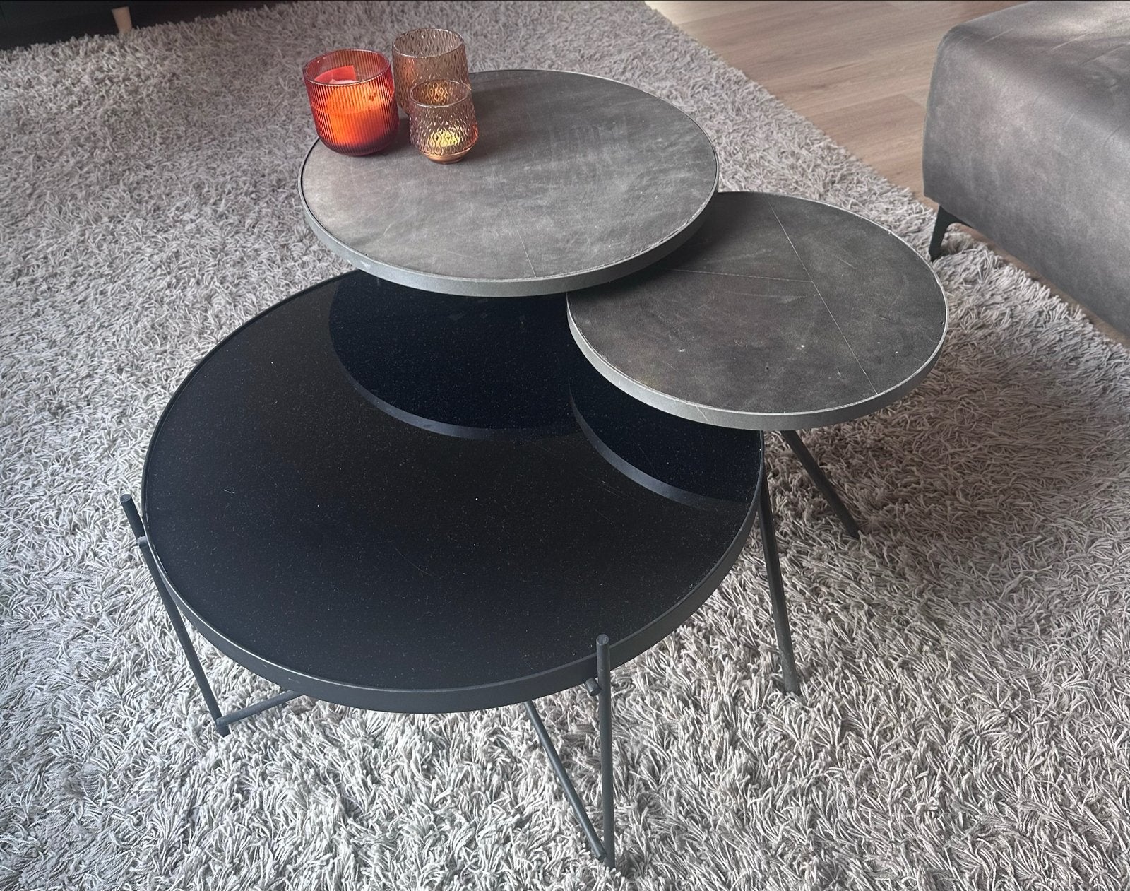 Set van 3 ronde salontafels, zwart en grijs, Ophalen, 50 – 75, Gebruikt, Rond