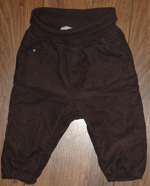 Bruine H&M corduroy broek gevoerd broekje ribbroek maat 62, Broekje, Jongetje of Meisje, H&M, Nieuw