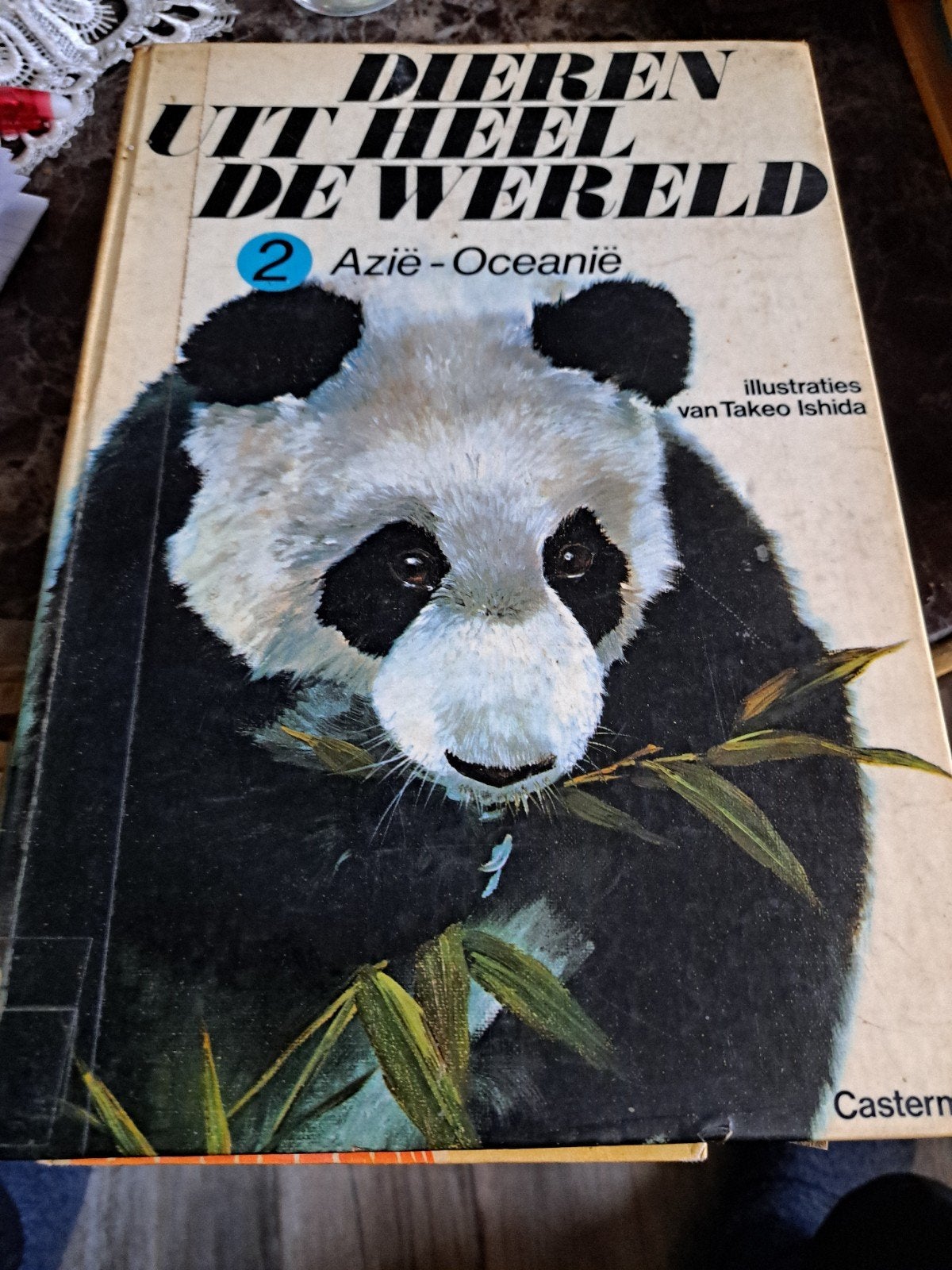 Dieren uit heel de wereld 2: Azië - Oceanië (Panda), Ophalen of Verzenden, Gelezen, Natuur algemeen, Takeo Ishida