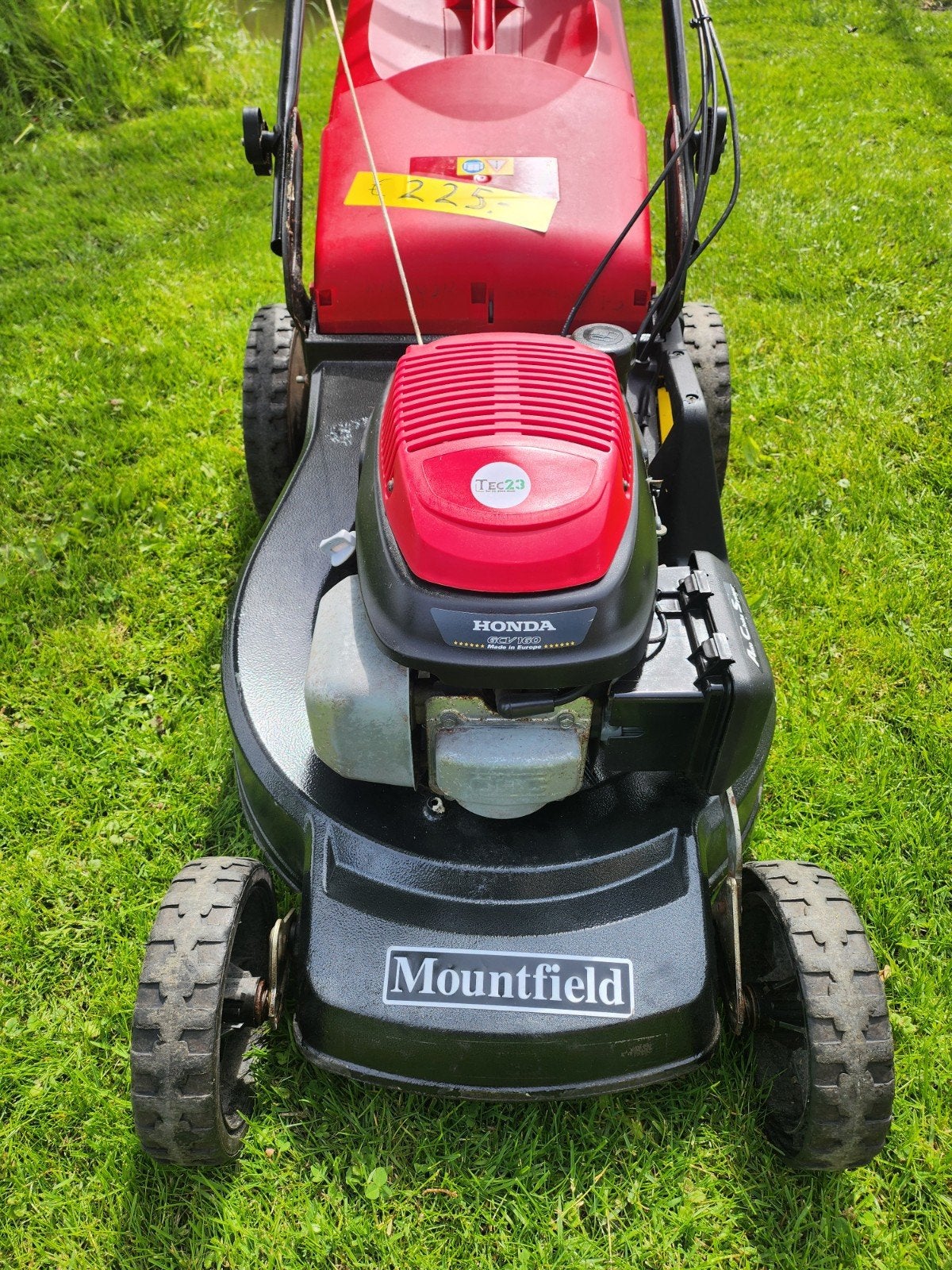 Grasmaaier met aandrijving honda Mountfield maaier benzine, Ophalen, 50 cm of meer