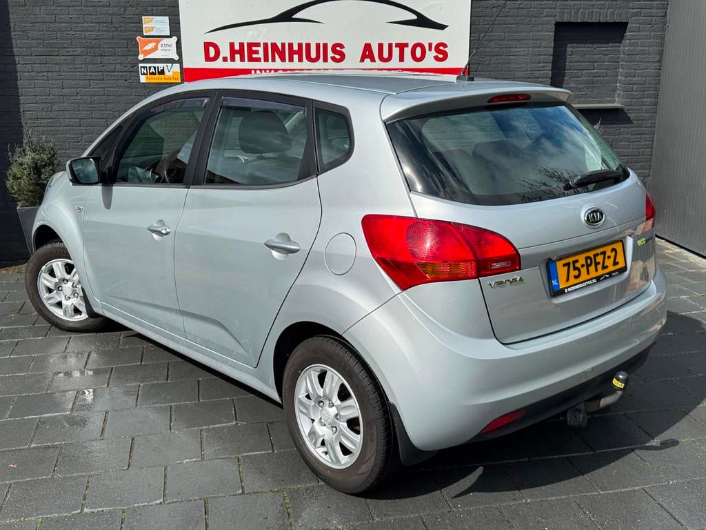 Kia Venga 1.4 CVVT Seven *NETTE AUTO*, Voorwielaandrijving, Euro 5, Gebruikt, 4 cilinders